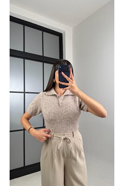 Gaus Beige Polo Neck Md Equivalent Soft Textured Sweater Gaus-00864