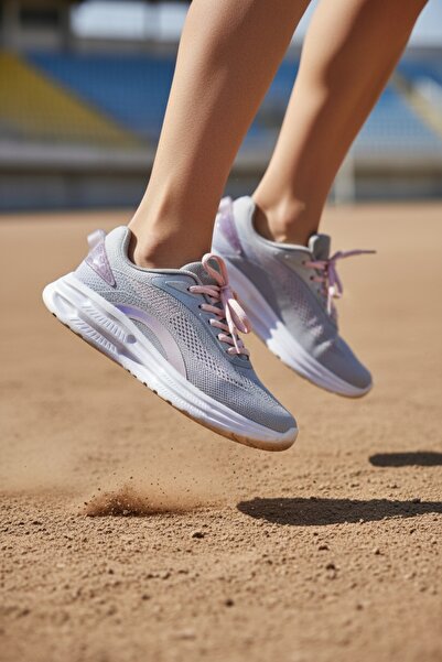 soocerex Comfortable running shoes for girls and woman