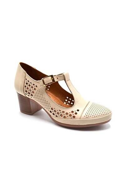 Venüs 1911923Y Дамски кожени обувки с ток Atom