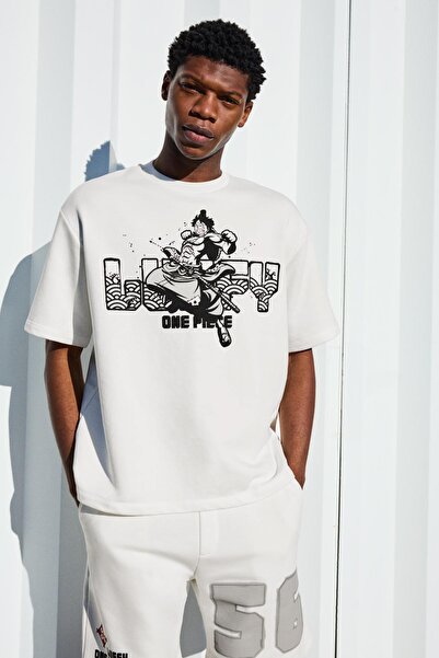 Bershka One Piece short sleeve fleece print T-shirt