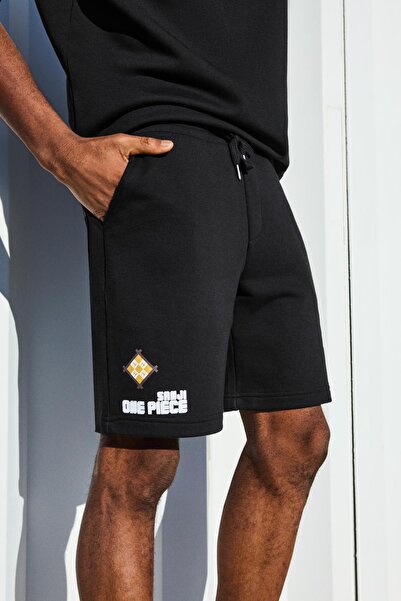 Bershka One Piece sweatshirt print Bermuda shorts