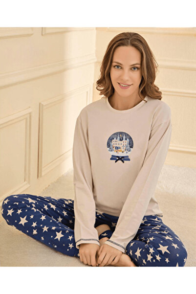 Mihra Kar Küresi Desenli Pamuklu Sıfır Yaka Uzun Kollu Kadın Pijama Takımı