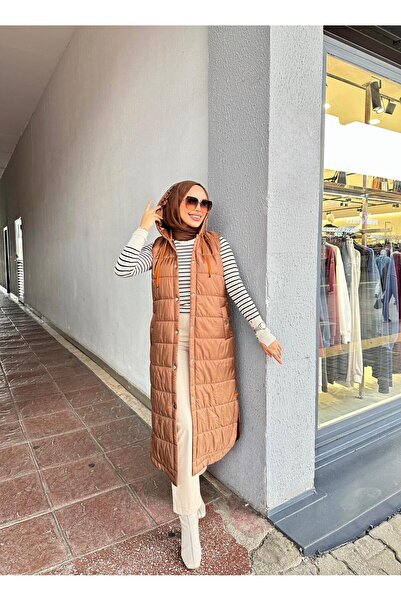 Minel Women's Tan Hooded Quilted Vest