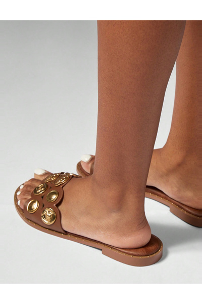 Sheya Șlapi Shein, maro