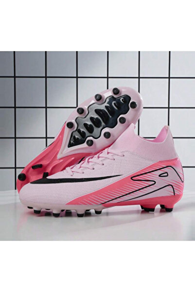 Sheya Shein football boots, pink