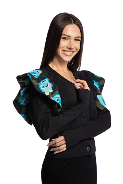 LARA WEAR Jacket with roses on the shoulders