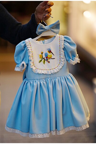 JBK فستان أطفال أزرق مطرز بالطيور مع مشبك
