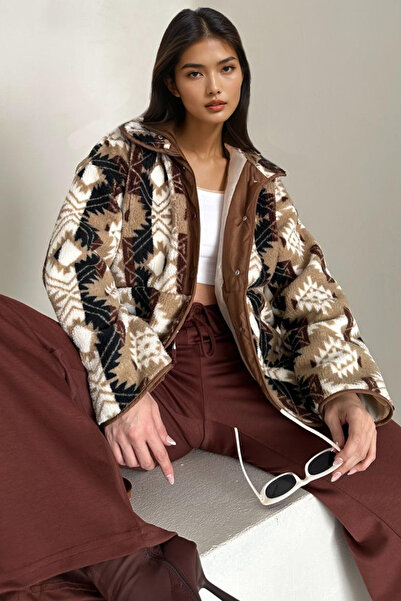 Trend Alaçatı Stili Kadın Ekru Kahve Çift Cepli Çıtçıt Kapamalı Peluş Ceket Alc-X14738