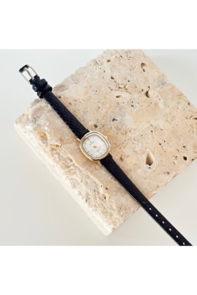 Vesce Atelier ساعة كوردون من الجلد الطبيعي باللون الأبيض