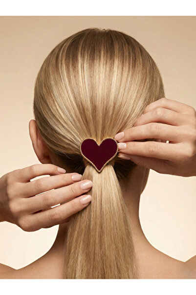 Candy مشبك مطاطي من نوڤيريا مينيمال على شكل قلب ملون بالمينا