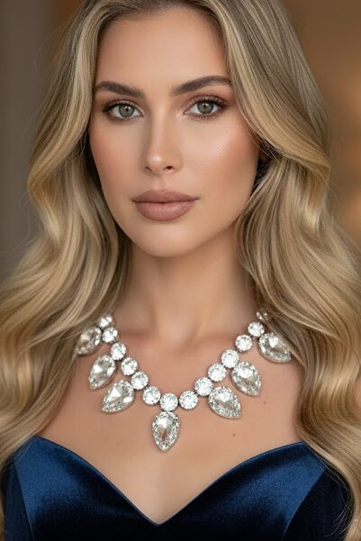 CAŞ DEKORASYON Silver Color Stone Evening Dress Necklace