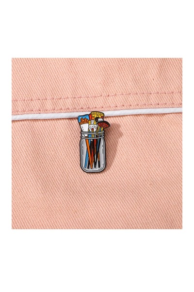 Choice لا شيء، قطعة واحدة، فرشاة كرتونية، شارة زيت متساقط مصنوعة من سبيكة معد...