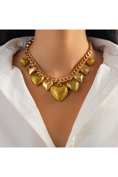 Choice قلادة تشوكر ذهبية اللون من إنجيمارك بتصميم عتيق مطبوع قلب حب مع شرابة ...