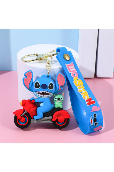 Choice سلسلة مفاتيح KC3418 مزينة بخياطة دراجة نارية، سلسلة مفاتيح سكوتر ديزني مع خوذة لطيفة، مفتاح R على شكل شخصية من مادة البولي فينيل كلوريد