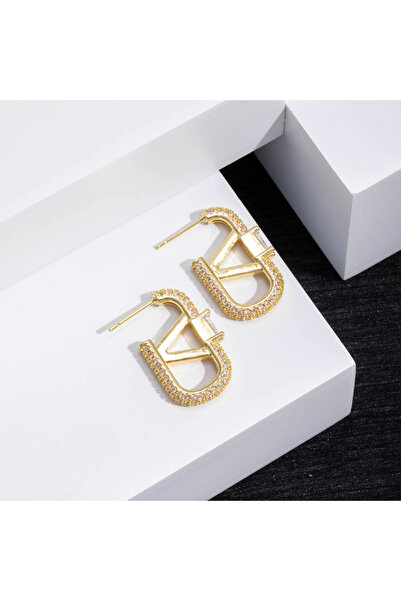 Choice أقراط حرف V من Eh01c419! تصميم أوروبي وأمريكي أنيق وبسيط، مصنوع من المعدن.