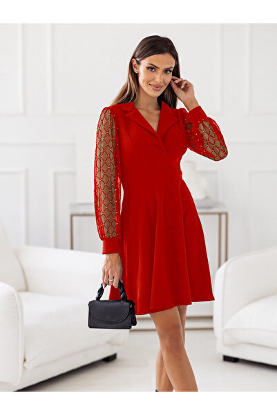 OEMN Midi dress made of elastic fabric with a wrap neckline and a cloche