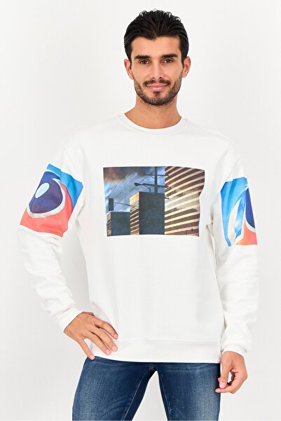 Calvin Klein Jeans Men Crew Neck Long Sleeve Graphic Print Sweatshirt, White