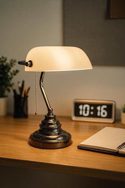 AbajurAksesuar Banker Masa Lambası