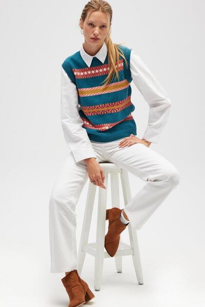 Peraluna Simone Women's Jacquard Knitwear - Blue