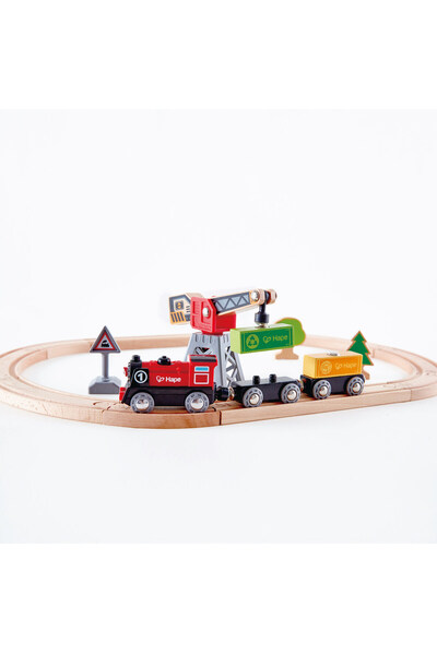 Hape Wooden toy - Freight delivery train set (19 pieces)