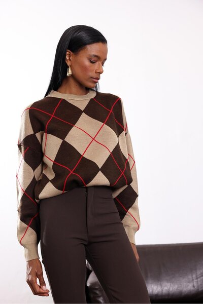 5in1Canpolat Brown Baklava Pattern Sweater 251164