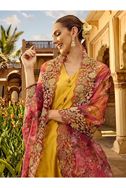 Ishin By Styli Women Yellow Kurta with Pants and Dupatta Set