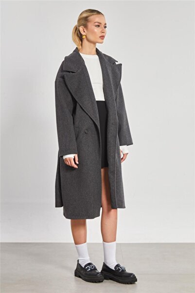 BARRELS AND OIL Women's Double Buttoned Oversized Cashmere Coat - Anthracite