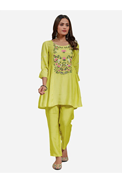KASYA By Styli Women Embroidered Panel Tunic and Pants Co-Ords