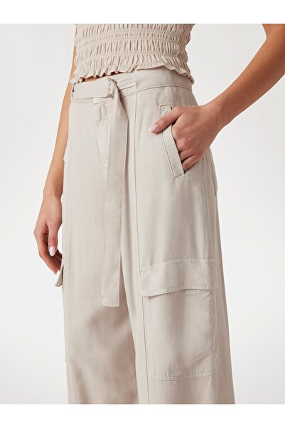 Guess Agatha Kadın Relaxed Fit Pantolon