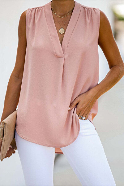 WildFashion U774-5 Casual sleeveless shirt with deep V-neck