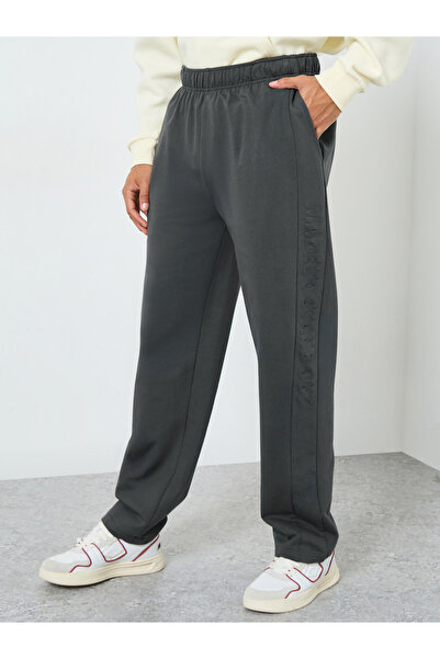 Styli Men Grey Solid Relaxed Fit Joggers
