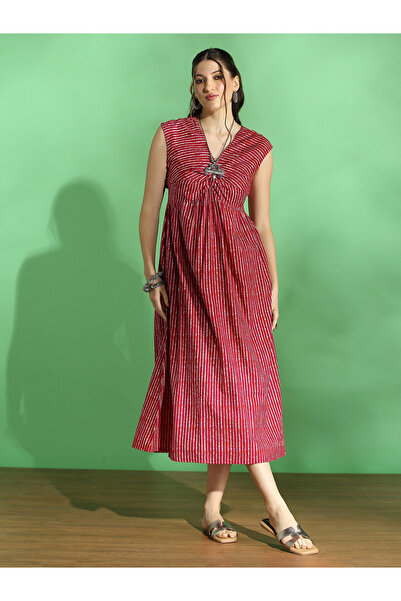 Globus By Styli Stripe Twisted V Neck Midi Fusion Dress