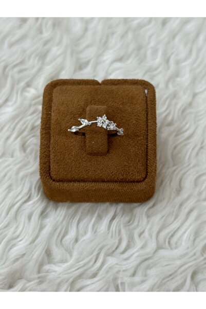 BY YASİN TOPÇU أغصان فضية: خاتم زهرة الجليد اللامعة ❄️