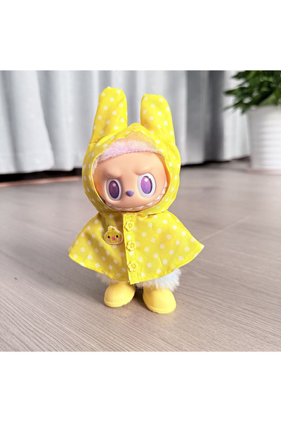 Choice ملابس دمية لابوبو 17 سم صفراء اللون مع حذاء، وإكسسوارات زي الوحش.