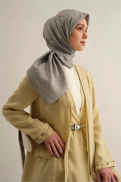 Armine وشاح نسائي عصري أنيق متعدد الألوان