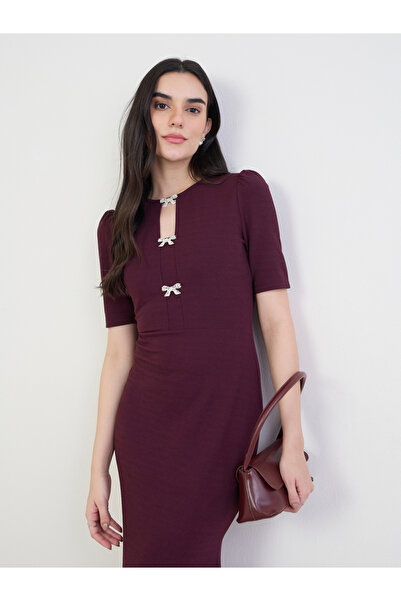 Styli فستان ماكسي نسائي بلون عنابي ضيق مزين بفيونكة