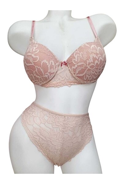 PATRON Lace Detailed Padded Underwire Set