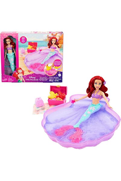 mattel دمية أميرة ديزني آرييل حورية البحر ومجموعة حمام سباحة مع رمل قابل للتشكيل، و3 قوالب رمل، ومنشفة شاطئ و