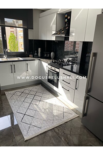 Doğuş Peluş Halı Nevada Geometrik Desenli Nakış İşlemeli Halı 2008