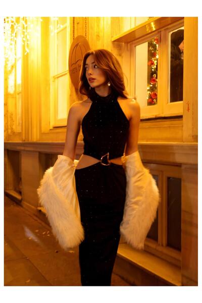 Coral 8246 Beli Pencereli Boyundan Askılı Elbise Siyah