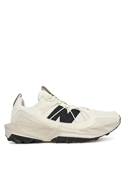 New Balance Men's White Tektrel MTTTRSCC Sneakers