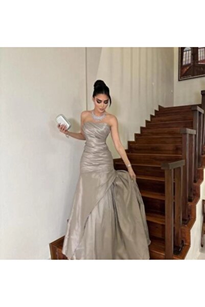 Mira فستان سهرة أنيق من الساتان باللون البني الداكن بحورية البحر