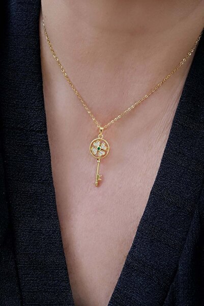 Ayno Yonca Detaylı Altın Anahtar Kolye