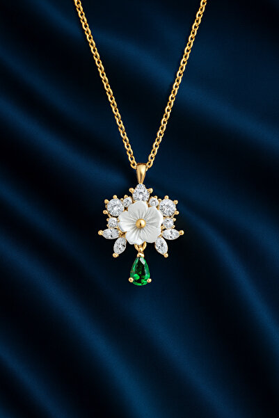 KAR DİAMOND 925 Ayar Gümüş Altın Kaplama Zümrüt Damla Taşlı Manolya Çiçeği Ko...