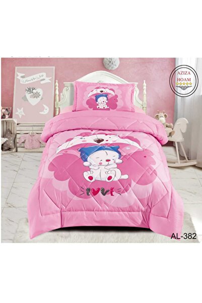 FABRIC Children's quilt with a pink cartoon bear design. 3 pieces: 1 pillowca...