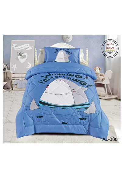 FABRIC Children's shark-themed comforter in blue and white. 3 pieces: 1 pillo...
