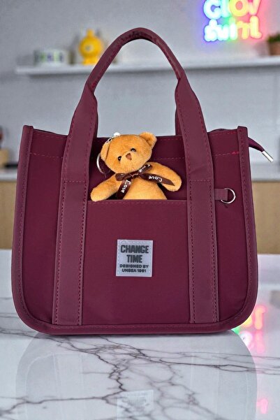 Glowfit Shine Your Shape Kadın Bordo Su Geçirmez Buzzy Kumaş Omuz Çantası – Fermuarlı, Dış Cepli, Uzun Askılı (21x24x13 cm)