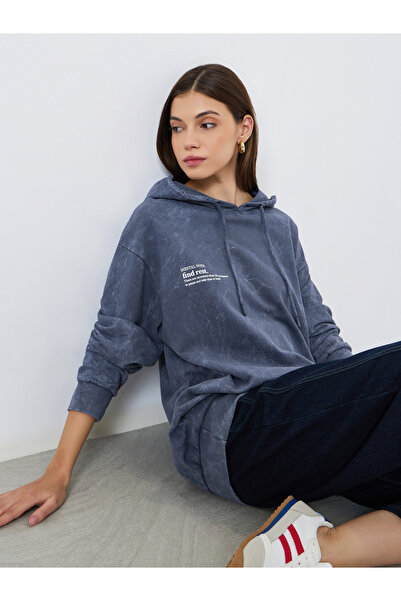 Styli Women Acid Wash Relaxed Fit Longline Hoodie