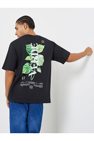 Styli Men Black Oversized Graphic Print Jersey T-Shirt