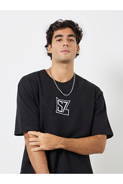 Styli Men Black Oversized Embroidered Terry T-Shirt